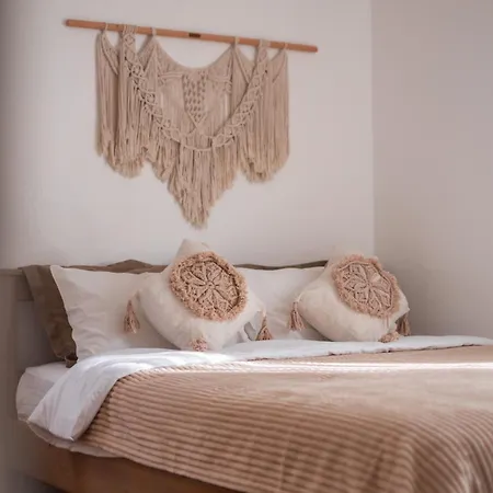 Heros 호텔 보즈자아다