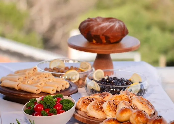 Heros Hotel Bozcaada